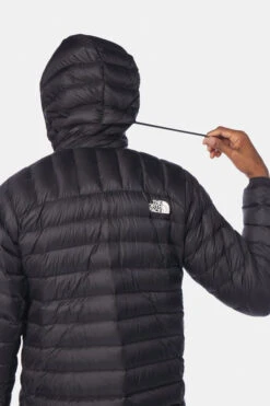 The North Face M Summit Breithorn Hoodie -Jack Wolf Jassen Winkel 2210002423419 015 nl