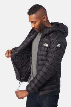 The North Face M Summit Breithorn Hoodie -Jack Wolf Jassen Winkel 2210002423419 020 nl