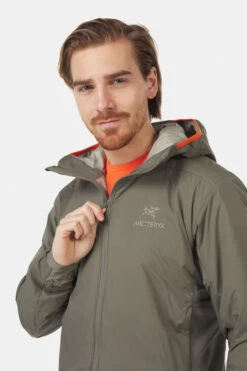 Arc'teryx Atom LT Isolatiejas -Jack Wolf Jassen Winkel 2210002879100 016 nl