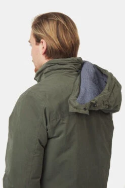 Highland Winter II Parka 22 Highland Winter II Parka -Jack Wolf Jassen Winkel 2210003183459 017 nl