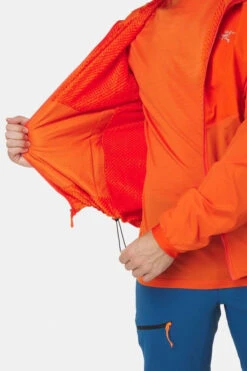 Arc'teryx Proton Lightweight Hoody -Jack Wolf Jassen Winkel 6235551707922 020 nl