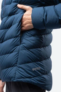 Rab Infinity Alpine Jacket 22 Rab Infinity Alpine Jacket -Jack Wolf Jassen Winkel adbgf10011 4141 017 nl