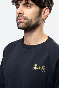 Blueloop X Stitch Amsterdam Sweater 13 Blueloop X Stitch Amsterdam Sweater -Jack Wolf Jassen Winkel b12bfa0046 4040 5 nl